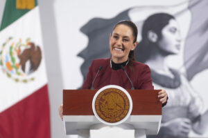2025-06-25_Conferencia_de_prensa_matutina_-_Palacio_Nacional_02_SLE